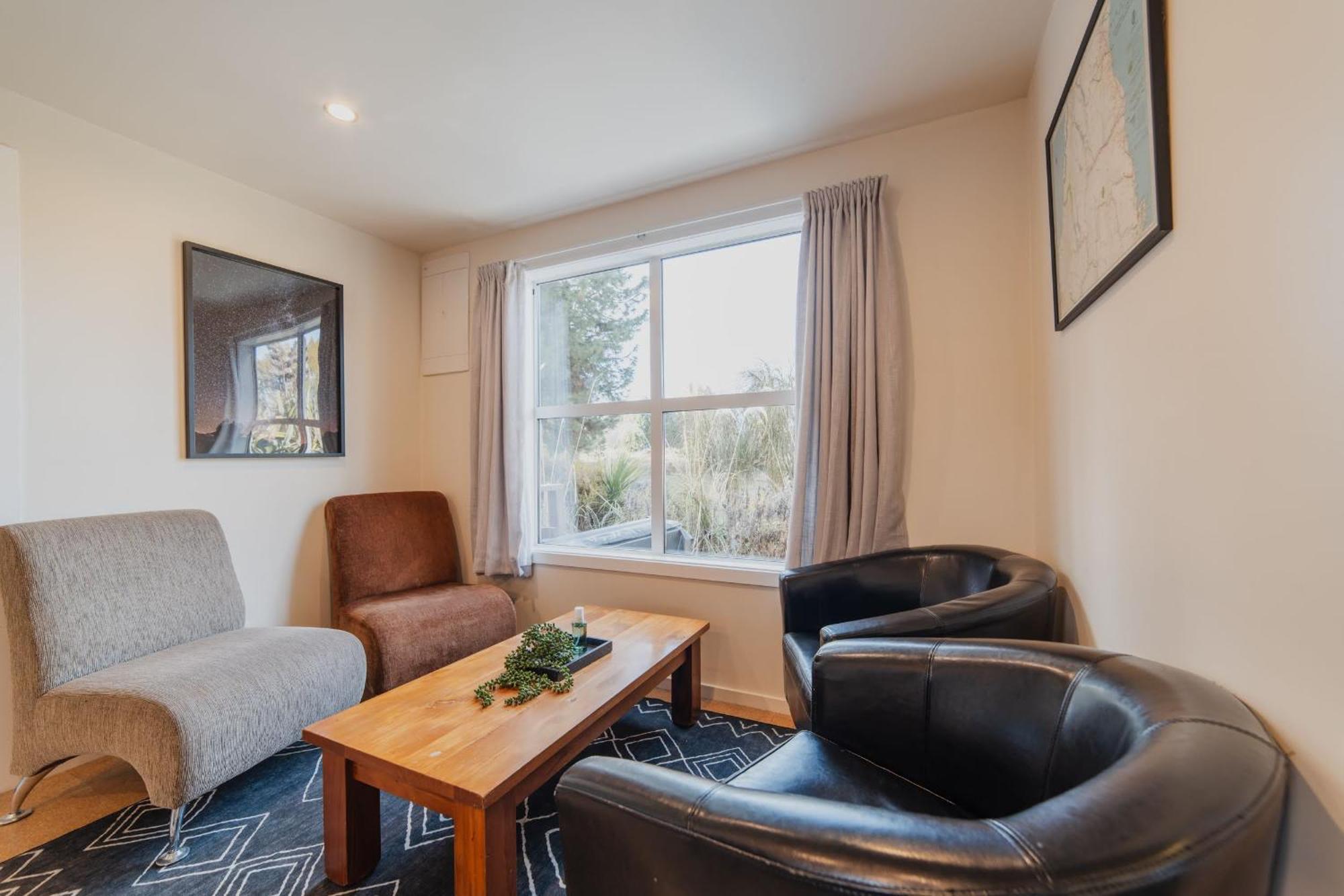 Lake Tekapo Cottages Luaran gambar